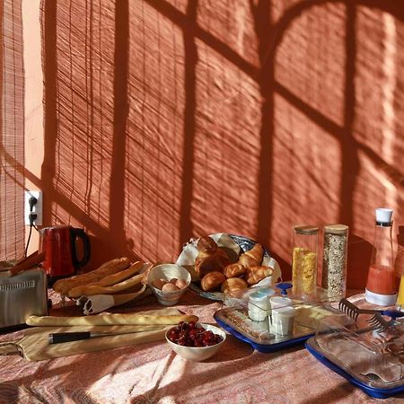 Le 37 Malaucene Bed and Breakfast Εξωτερικό φωτογραφία